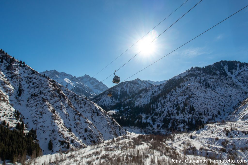 Medeu dam. Shymbulak cable car. Канатная дорога на Чимбулаке.