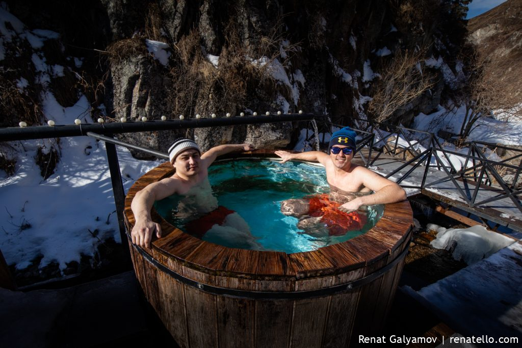 Gorelnik Hot Springs. Горячий источник Горельник.