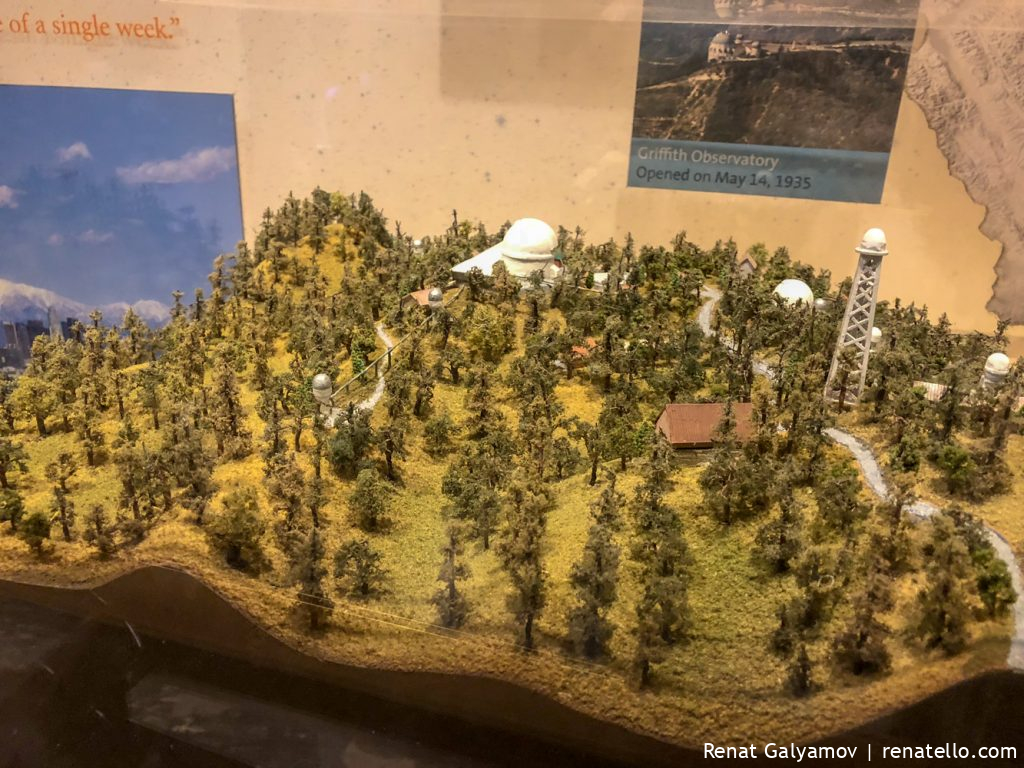 A model showing the Griffith Observatory.