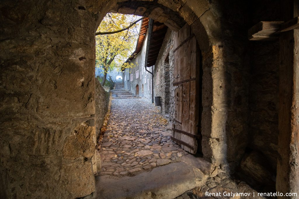 Entrance to the Château de Valère, Valère Basilica, Valère castle